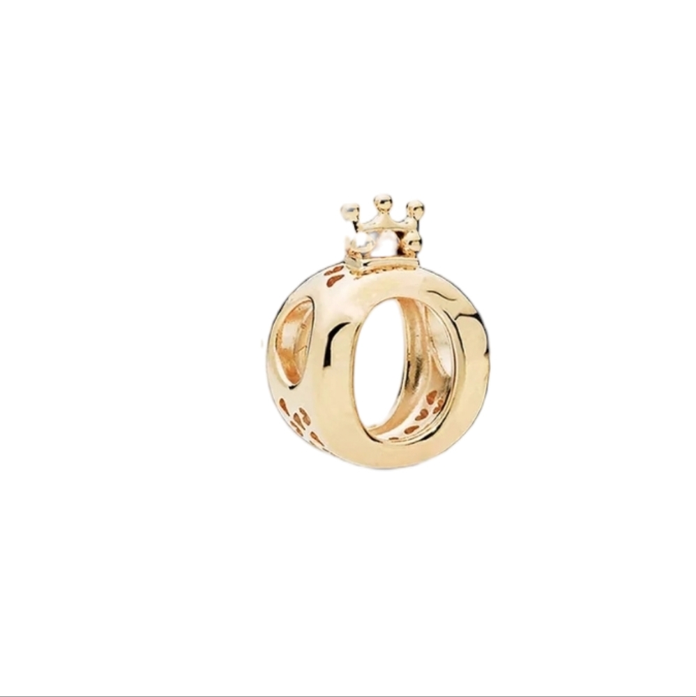 Gold Crown Charm ❤️